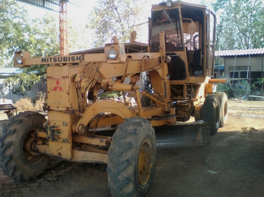 รถเกรดเดอร์ 120G S/N MG200