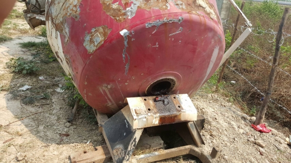 ขาย โม่ปูน 2 คิว สภาพและอุปกรณ์มีตามรูป ชุดปั้มถอดไปใส่คันอื่นแล้วครับ ราคาต่อรองได้