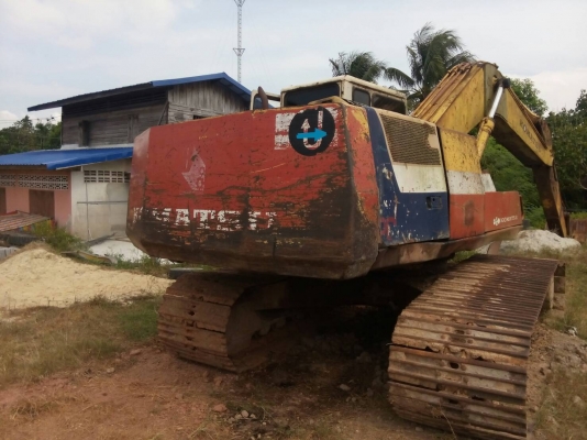 ขายรถแบคโฮ KOMATSU PC200-5 คอลโทรลสั้น ราคา 550000