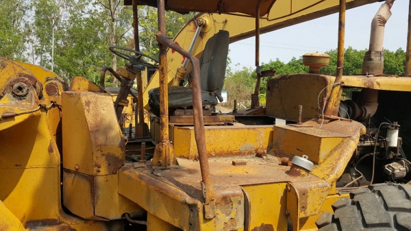 ขาย รถตัก CAT 966 สภาพพร้อมใช้งาน ยางดีทั้ง 4 เส้น ราคาต่อรองได้ครับ