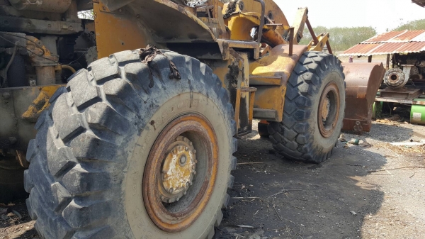 ขาย รถตัก CAT 966 สภาพพร้อมใช้งาน ยางดีทั้ง 4 เส้น ราคาต่อรองได้ครับ