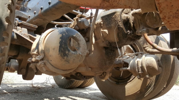 ขาย หัวลาก NISSAN UD ช่วงล่างเบรคแห้ง เครื่อง PD6-T โบอ้อม 260 แรงม้า เกียร์ Easton คัสซีสวยตลอดเส้น ทะเบียนพร้อมโอน