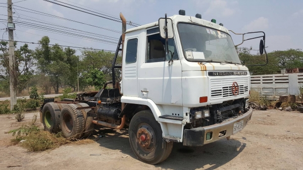 ขาย หัวลาก NISSAN UD ช่วงล่างเบรคแห้ง เครื่อง PD6-T โบอ้อม 260 แรงม้า เกียร์ Easton คัสซีสวยตลอดเส้น ทะเบียนพร้อมโอน