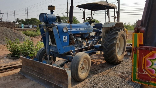 ขายรถไถ ฟร์อด 6600 รุ่นT3 อุปกรณ์ใบดันหน้า ผาน6 เอกสารใบอินวอยซ์ สภาพพร้อมใช้งาน ขายรถไถ ฟร์อด 6600 รุ่นT3 อุปกรณ์ใบดันหน้า ผาน6 เอกสารใบอินวอยซ์ สภาพพร้อมใช้งาน