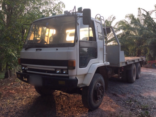 ขายรถ10ล้อท้ายลาด ISUZU 358484 เครื่องEM 100 220แรงม้า สนใจโทร 081-970-1072