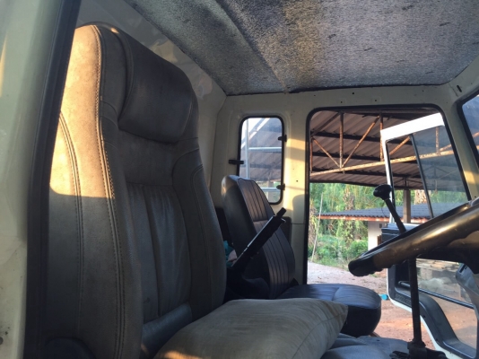 ขายรถ10ล้อท้ายลาด ISUZU 358484 เครื่องEM 100 220แรงม้า สนใจโทร 081-970-1072