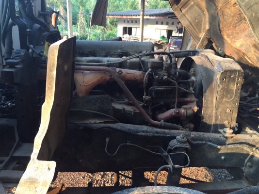 ขายรถ10ล้อท้ายลาด ISUZU 358484 เครื่องEM 100 220แรงม้า สนใจโทร 081-970-1072