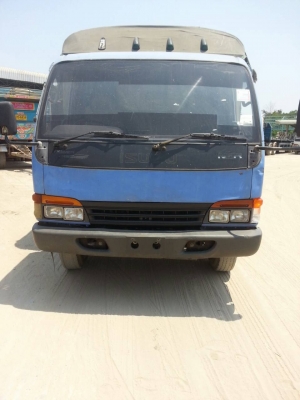 ** ราคา 460,000**รถห้าง ISUZU NQR (คันที่2) หัวกาตูน เครื่อง(เทอร์โบ)เกียร์ แคชซีใหญ่ตลอดเส้นไม่เรียวปลาย กระบะ5.60 เมตร สวยนางฟ้า ทุกอย่างเดิมๆ พร้อมใช้