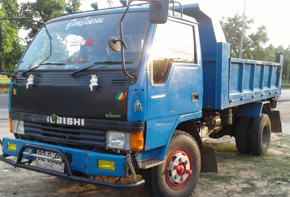 ขายแล้ว ครับ หกล้อ มิตซู แคนเตอร์ 6BB1-145แรง ดั้มสามมิต 5คิว ช่วงล่างใหญ่ สภาพดีวิ่งงานประจำ เอกสารครบ