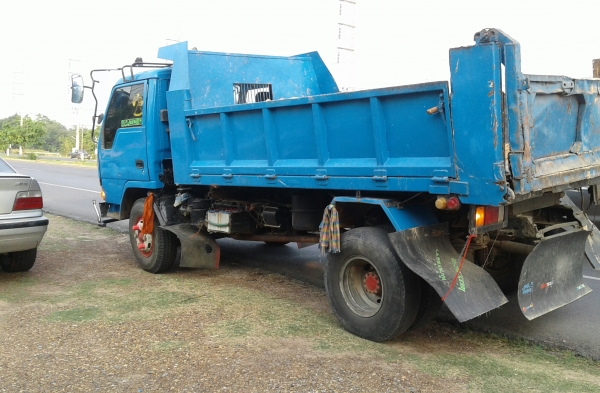 ขายแล้ว ครับ หกล้อ มิตซู แคนเตอร์ 6BB1-145แรง ดั้มสามมิต 5คิว ช่วงล่างใหญ่ สภาพดีวิ่งงานประจำ เอกสารครบ