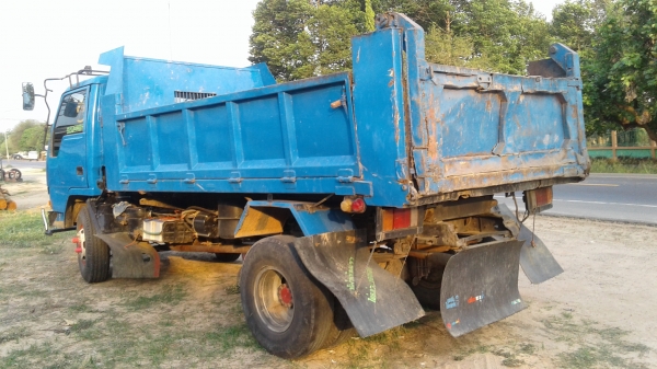 ขายแล้ว ครับ หกล้อ มิตซู แคนเตอร์ 6BB1-145แรง ดั้มสามมิต 5คิว ช่วงล่างใหญ่ สภาพดีวิ่งงานประจำ เอกสารครบ