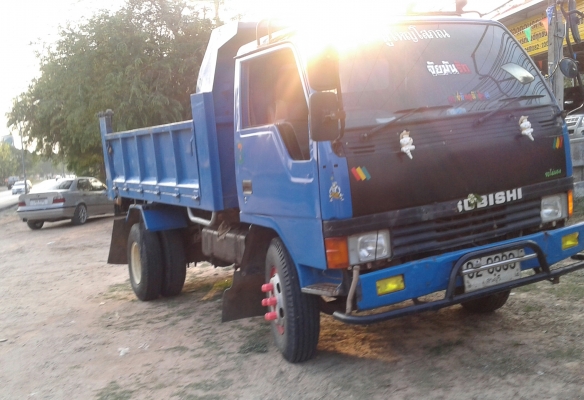 ขายแล้ว ครับ หกล้อ มิตซู แคนเตอร์ 6BB1-145แรง ดั้มสามมิต 5คิว ช่วงล่างใหญ่ สภาพดีวิ่งงานประจำ เอกสารครบ