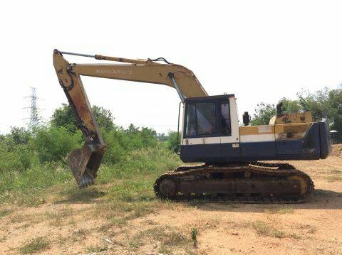 ขายKOMATSU PC200-3 สภาพสวยพร้อมใช้ ติดต่อ คุณ อ๊อฟ พิจิตร 086-737-9991 ขายKOMATSU PC200-3 สภาพสวยพร้อมใช้ ติดต่อ คุณ อ๊อฟ พิจิตร 086-737-9991