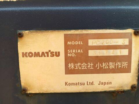 ขายKOMATSU PC200-3 สภาพสวยพร้อมใช้ ติดต่อ คุณ อ๊อฟ พิจิตร 086-737-9991 ขายKOMATSU PC200-3 สภาพสวยพร้อมใช้ ติดต่อ คุณ อ๊อฟ พิจิตร 086-737-9991