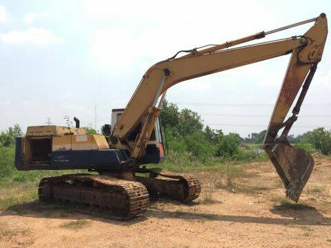 ขายKOMATSU PC200-3 สภาพสวยพร้อมใช้ ติดต่อ คุณ อ๊อฟ พิจิตร 086-737-9991 ขายKOMATSU PC200-3 สภาพสวยพร้อมใช้ ติดต่อ คุณ อ๊อฟ พิจิตร 086-737-9991