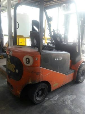 ขายด่วนครับ mhe รถฟอร์คลิฟต์ ไฟฟ้า 48 v. รถสวยพร้อมใช้ ขาย 2 คัน ครับ ราคานี้