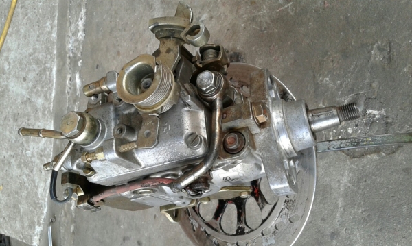 ปั้ม4g56 สตราด้า