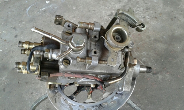 ปั้ม4g56 สตราด้า