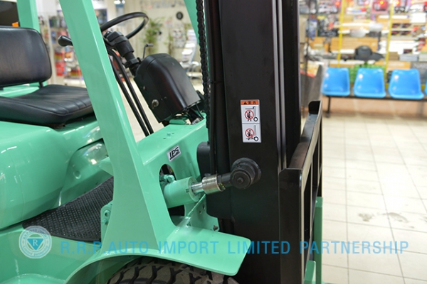 ขายรถโฟล์คลิฟท์มือสอง MITSUBISHI รุ่น FD20-31056 ราคา 235,000 บาท นำเข้าจากประเทศญี่ปุ่น 100\% ไม่เคยใช้งานในประเทศไทย