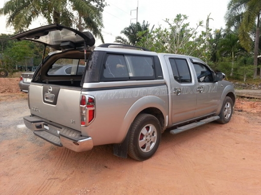 รถกระบะ NISSAN NAVARA FRONTIER 4 ประตู