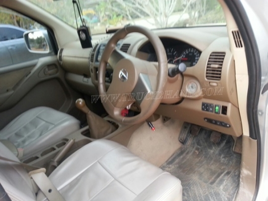 รถกระบะ NISSAN NAVARA FRONTIER 4 ประตู