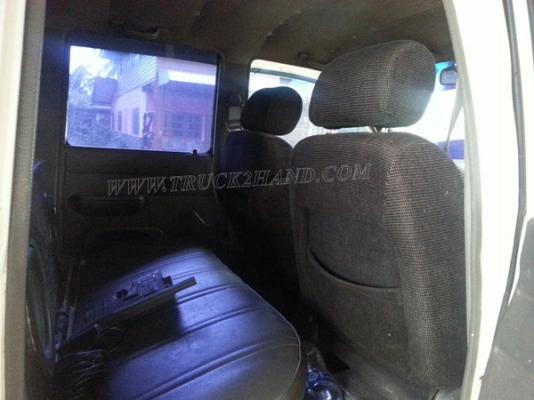 รถโฟวิล 4 ประตู ยี่ห้อ TOYOTA