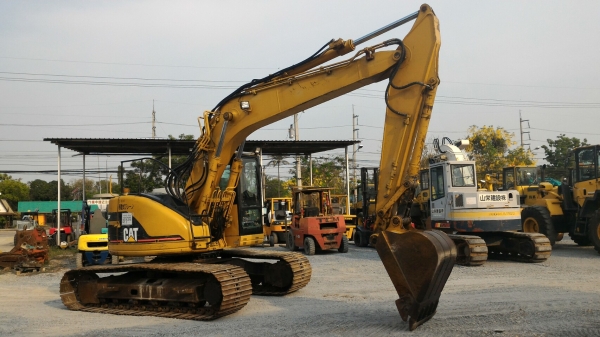 CAT 313BCR ญี่ปุ่นแท้ แทรคใหญ่ 70เซน. มีหัวกระแทก MKB พร้อมปุ้งกี้แท้ให้ ครบชุด รับงานได้เลยครับ โทร.090-986-2521 อ๊อบ CAT 313BCR ญี่ปุ่นแท้ แทรคใหญ่ 70เซน. มีหัวกระแทก MKB พร้อมปุ้งกี้แท้ให้ ครบชุด รับงานได้เลยครับ โทร.090-986-2521 อ๊อบ