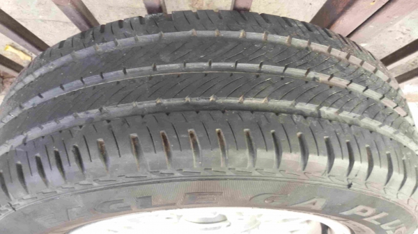 ล้ออะไหล่ BMW 318i สภาพสวยๆ 1200 บาท