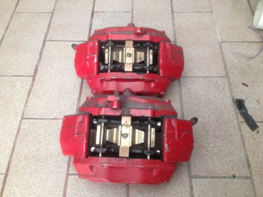 ปั้มเบ้นเเท้ BREMBO 4 POT เก่าญี่ปุ่นเเท้สีเดิมๆผ้าเบรคยังหนาอยู่สภาพดี