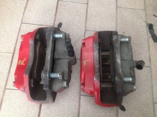 ปั้มเบ้นเเท้ BREMBO 4 POT เก่าญี่ปุ่นเเท้สีเดิมๆผ้าเบรคยังหนาอยู่สภาพดี