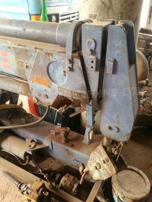 เครน 1 ตัน ยี่ห้อ TADANO เครนชุดนี้มีตัวปั๊มและเกียร์แปะให้ด้วย ขนาดเครน 1.5 ตัน