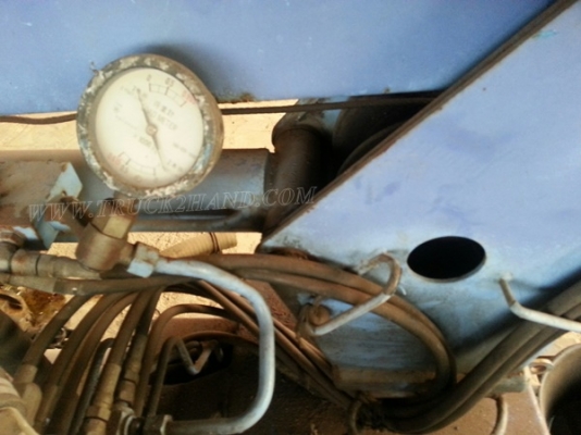 เครน 1 ตัน ยี่ห้อ TADANO เครนชุดนี้มีตัวปั๊มและเกียร์แปะให้ด้วย ขนาดเครน 1.5 ตัน