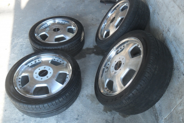 ล้อแม๋ก17นิ้ว5รู114 พร้อมยาง สวยๆ 4 ล้อ ราคา 6900 บาท ล้อแม๋ก17นิ้ว5รู114 พร้อมยาง สวยๆ 4 ล้อ ราคา 6900 บาท