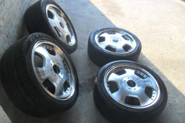 ล้อแม๋ก17นิ้ว5รู114 พร้อมยาง สวยๆ 4 ล้อ ราคา 6900 บาท ล้อแม๋ก17นิ้ว5รู114 พร้อมยาง สวยๆ 4 ล้อ ราคา 6900 บาท