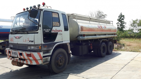 ขาย10ล้อบรรทุกน้ำมัน ระบบโหลดบน 15000ลิตร 2เพลา HINO FM3Mสภาพสวย หัวเดิมบาง เครื่องดี แชชซีสวย สโลว์เดิม มีระบบลำโพงลากลูก ประกันภัยชั้น1มีระบบGPS เอกสารพร้อมโอน จัดไฟร์แนนท์ได้500000ด/บ8/ปี จัดง่าย อนุมัติเร็ว ดูรถได้ที่ อ.ประทาย จ.นครราชสีมา TEL-0857698 ขาย10ล้อบรรทุกน้ำมัน ระบบโหลดบน 15000ลิตร 2เพลา HINO FM3Mสภาพสวย หัวเดิมบาง เครื่องดี แชชซีสวย สโลว์เดิม มีระบบลำโพงลากลูก ประกันภัยชั้น1มีระบบGPS เอกสารพร้อมโอน จัดไฟร์แนนท์ได้500000ด/บ8/ปี จัดง่าย อนุมัติเร็ว ดูรถได้ที่ อ.ประทาย จ.นครราชสีมา TEL-0857698