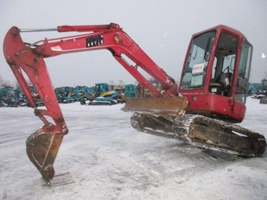 HITACHI EX40U พร้อมเก๋ง สวยๆ จากญี่ปุ่น โทร.090-986-2521 อ๊อบ