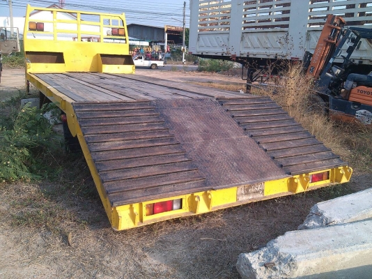 ขายแพบรรทุกแบ็คโค