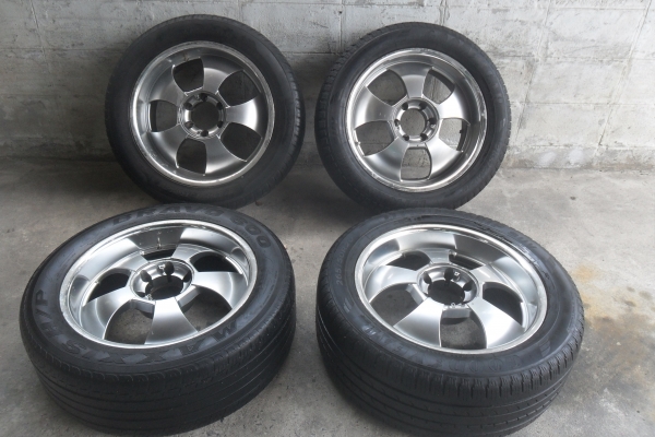 ล้อแม็ก20นิ้ว6รุ พร้อมยาง สวยๆ 4 ล้อ ราคา 8900 บาท