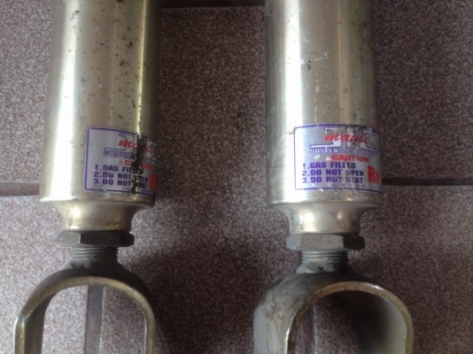 โช้คปรับเกลียว JIC สไลดกระบอกได้มีปรับหนืด16ระดับเก่าญี่ปุ่นเเท้สภาพสวยเเห้งๆ