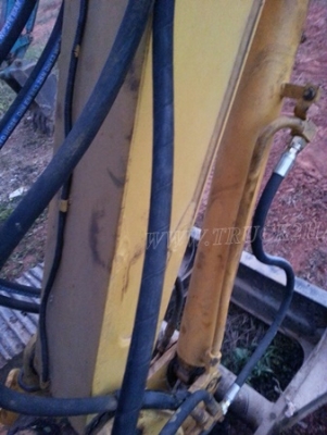 รถแบคโฮ KOMATSU PC40 รุ่น 6