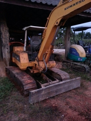 รถแบคโฮ KOMATSU PC40 รุ่น 6