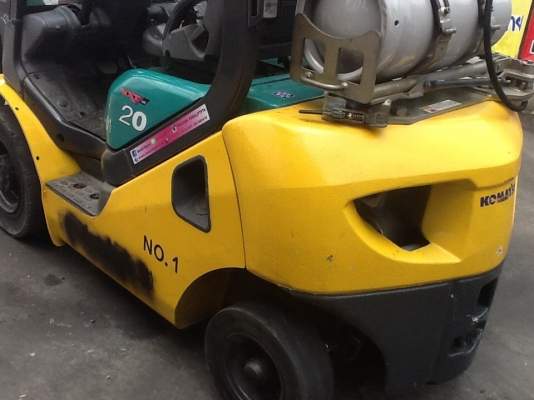 แหล่งรวมรถโฟลค์ลิฟท์งาเทฮิ้งค์ฟอร์คภาคตะวันออกสำหรับตักก้อนยางพารายางถ้วยและขี้ยางตักปามล์เราส่งฟรีทั่วประเทศ