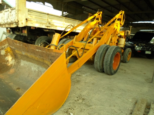 ขายรถตักล้อยาง SD 20 แขนยาว 145000 ด่วน 0882668605