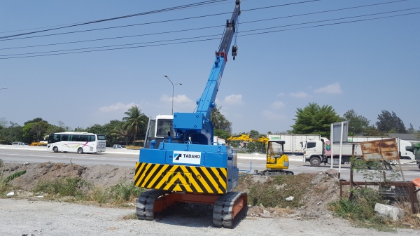 ขายรถเครนตีนตะขาบ7ตัน.ยกเดินๆไป