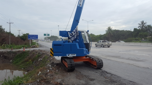 ขายรถเครนตีนตะขาบ7ตัน.ยกเดินๆไป