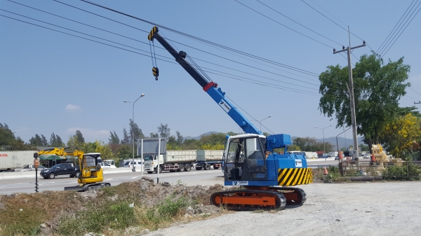 ขายรถเครนตีนตะขาบ7ตัน.ยกเดินๆไป