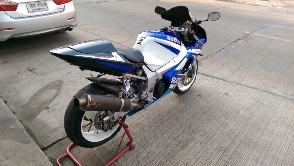 ขายคับ SUZUKI GSXR1000 K2 ปี2002 อินวอย สรรพสามิตร สีสวยๆ ท่อแต่งฟลู แผงคอแต่ง ราคา 139000 บาท สนใจติดต่อ 081-0578282 คับ ส่งได้ทั่วไทยคับ สนใจติดต่อ 081-0578282 FACEBOOK ชาญณรงค์ ป๊อป ชัยอมฤต ไอดีไลน์ POPBIGBIKESAKON คับ สนใจรถสวย ถูก ดี ต้อง POP BIGBIKE