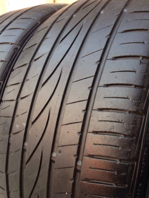 ยาง FALKEN 235-45-18 ปี 11 2 เส้น 1800 สภาพสวยๆไม่บวม ดอกยางเหลือเยอะวิ่งใช้งานใด้อีกนานค่ะ