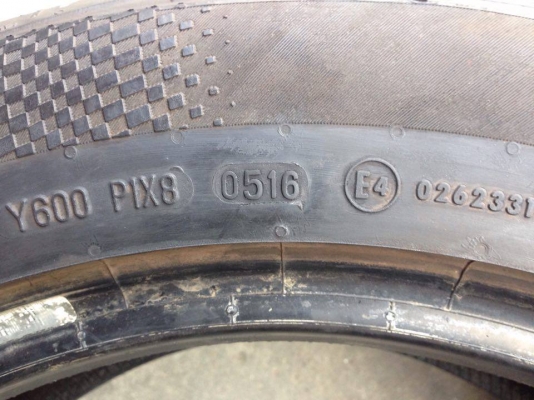 ยาง Continental 225-55-17 ปี 16 ถอดป้ายแดง ครบชุด 4 เส้น 7500 ยางสวยตุ่มหน้ายางยังอยู่สวยๆไม่มีปะไม่บวมดอกเต็มๆยางเหลือเยอะวิ่งใด้อีกนานค่ะ