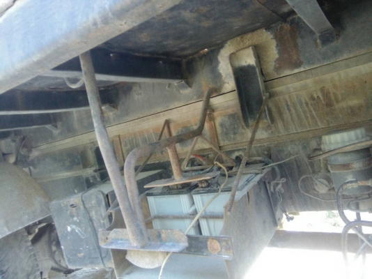 รถมิตซู 10 ล้อดั้ม FN527M - TF  220 แรงม้า. ปี 38.    สนใจติดต่อ  081 - 6079515